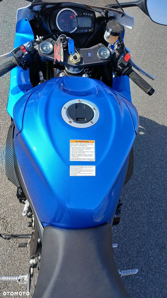Suzuki GSX-R - 10