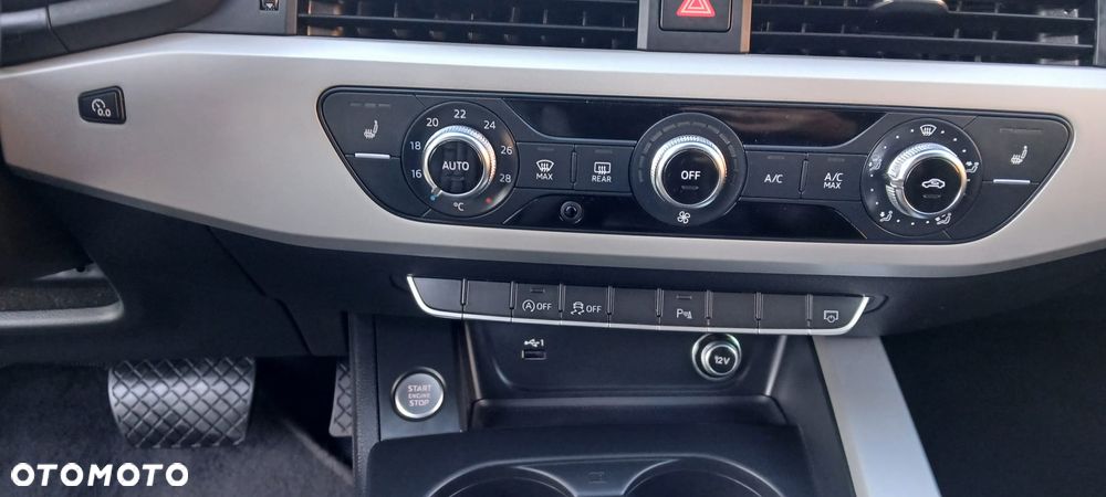 Audi A4 Limousine 30 TDI S tronic - 11