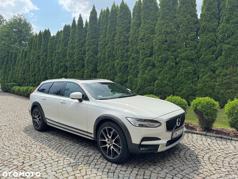 Volvo V90 Cross Country D5 AWD - 1