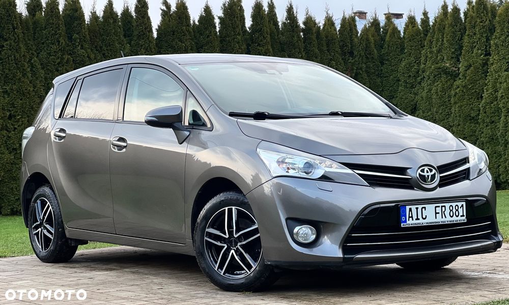 Toyota Verso 1.8 Premium EU5 MS - 11