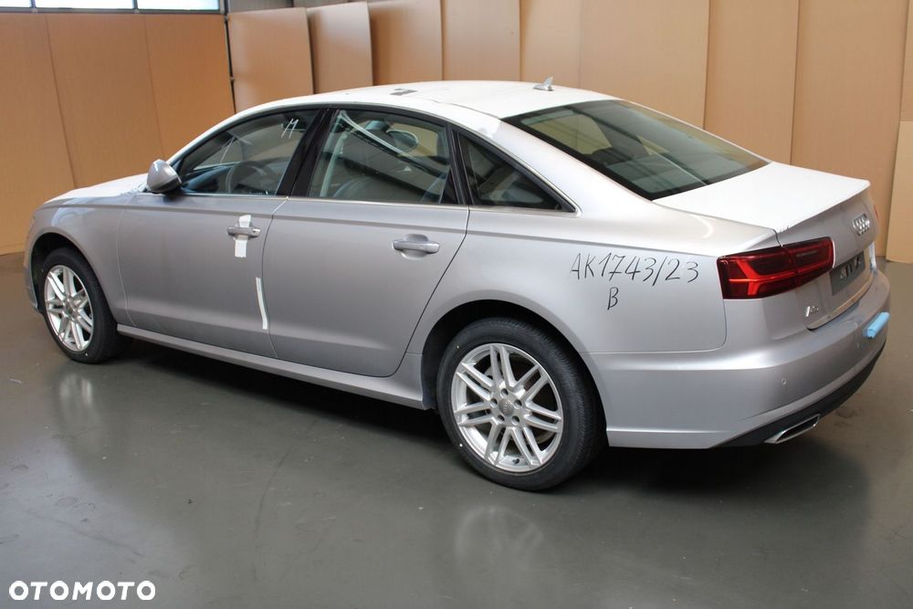 ORYGINALNA LAMPA KLAPY PRAWY TYŁ LED AUDI A6 C7 LIFT SEDAN 4G5945094E 70km - 6