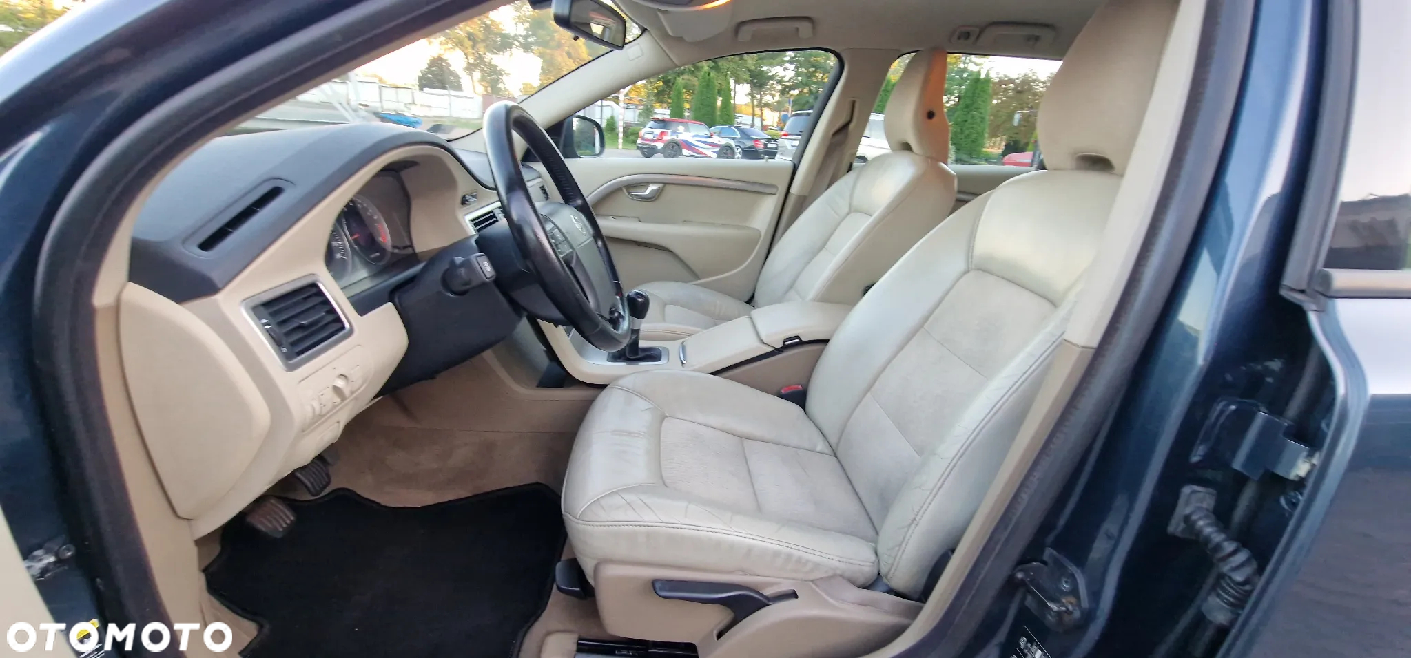 Volvo V70 2.0 Momentum - 7
