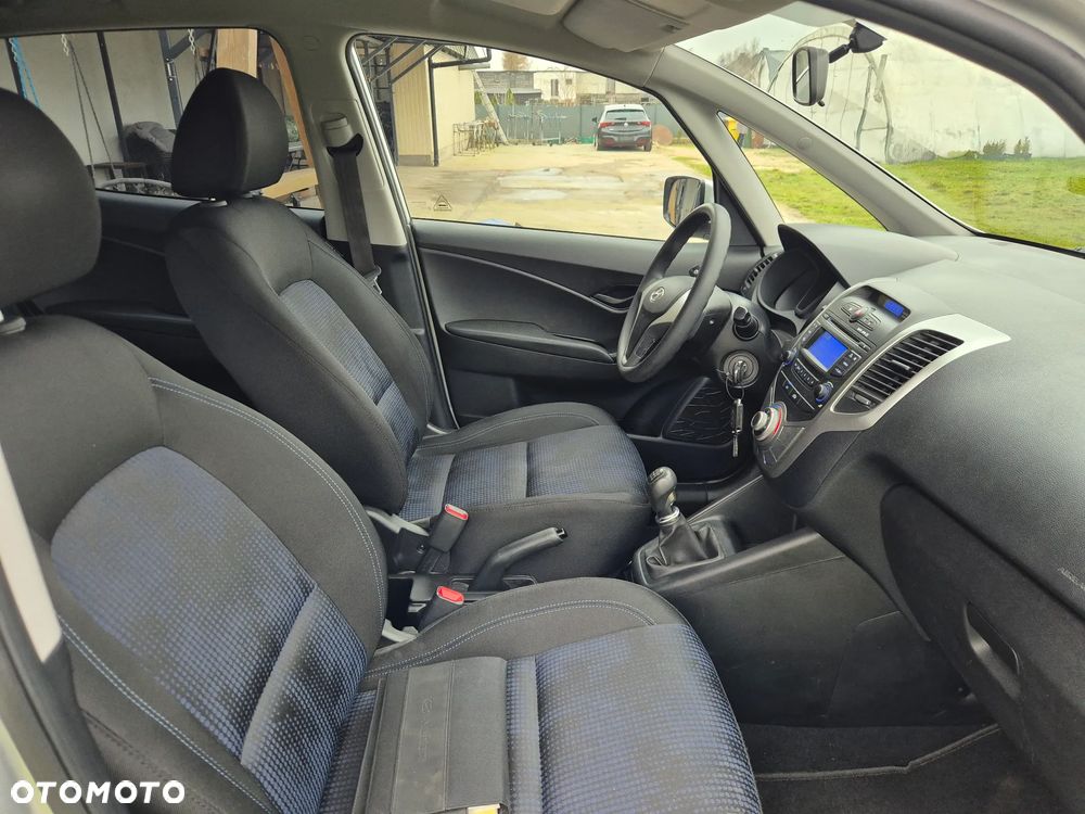 Hyundai ix20 1.6 blue YES Silver - 19