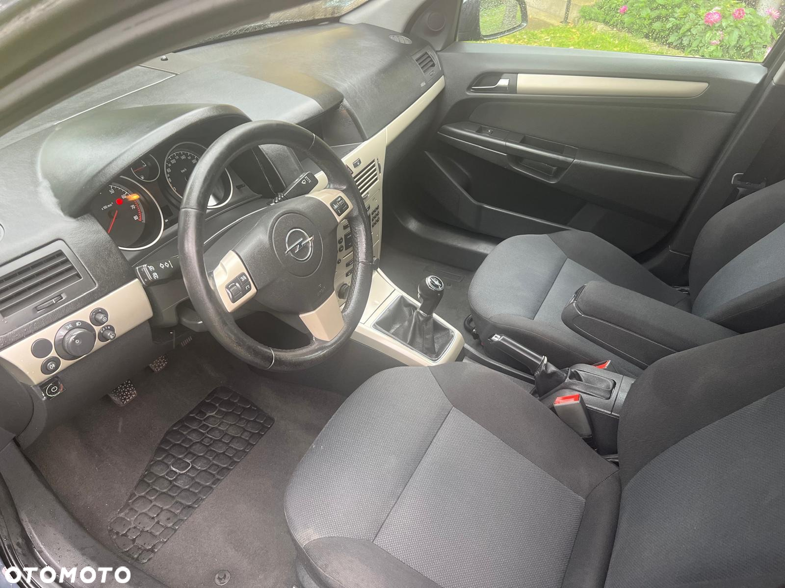 Opel Astra III 1.6 Cosmo - 9