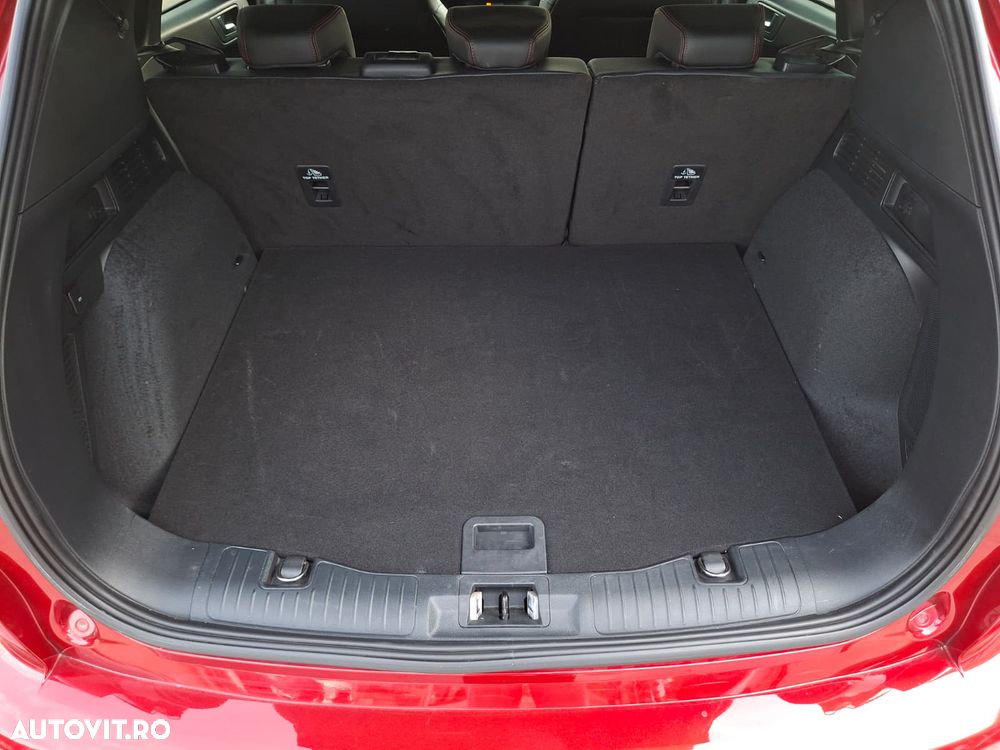 Ford Kuga 2.5 Duratec PHEV ST Line - 24