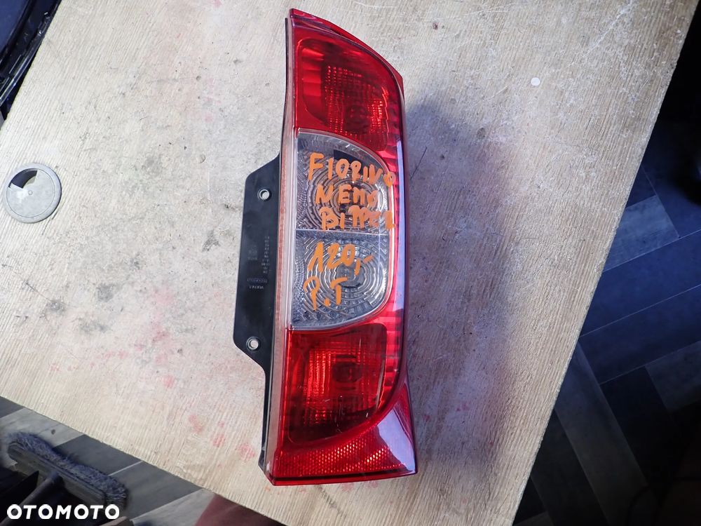 FIAT FIORINO CITROEN NEMO PEUGEOT BIPPER LAMPA PRAWY TYŁ - 1