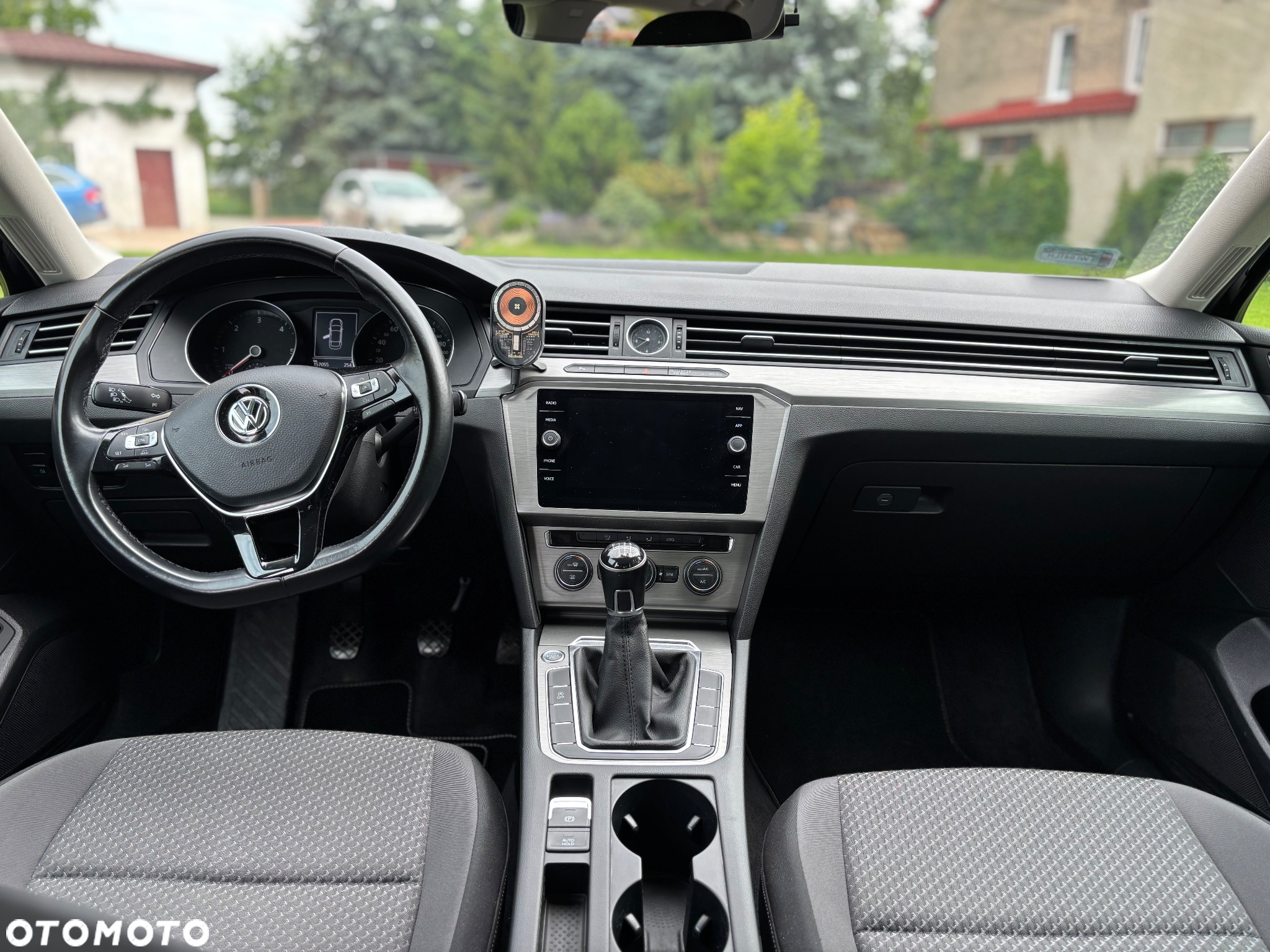 Volkswagen Passat 2.0 TDI SCR Trendline - 10