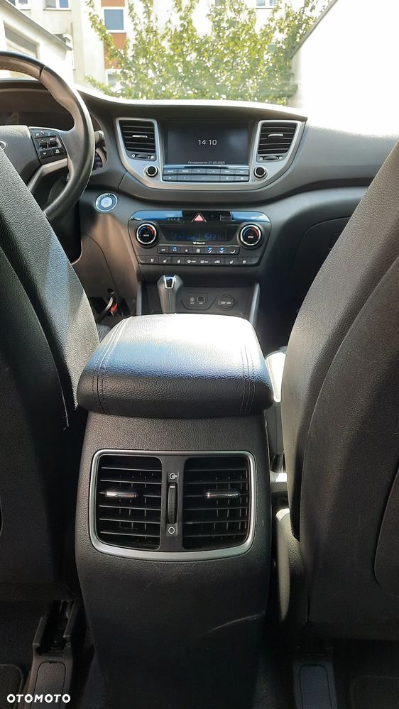 Hyundai Tucson blue 1.7 CRDi 2WD DCT Premium - 23