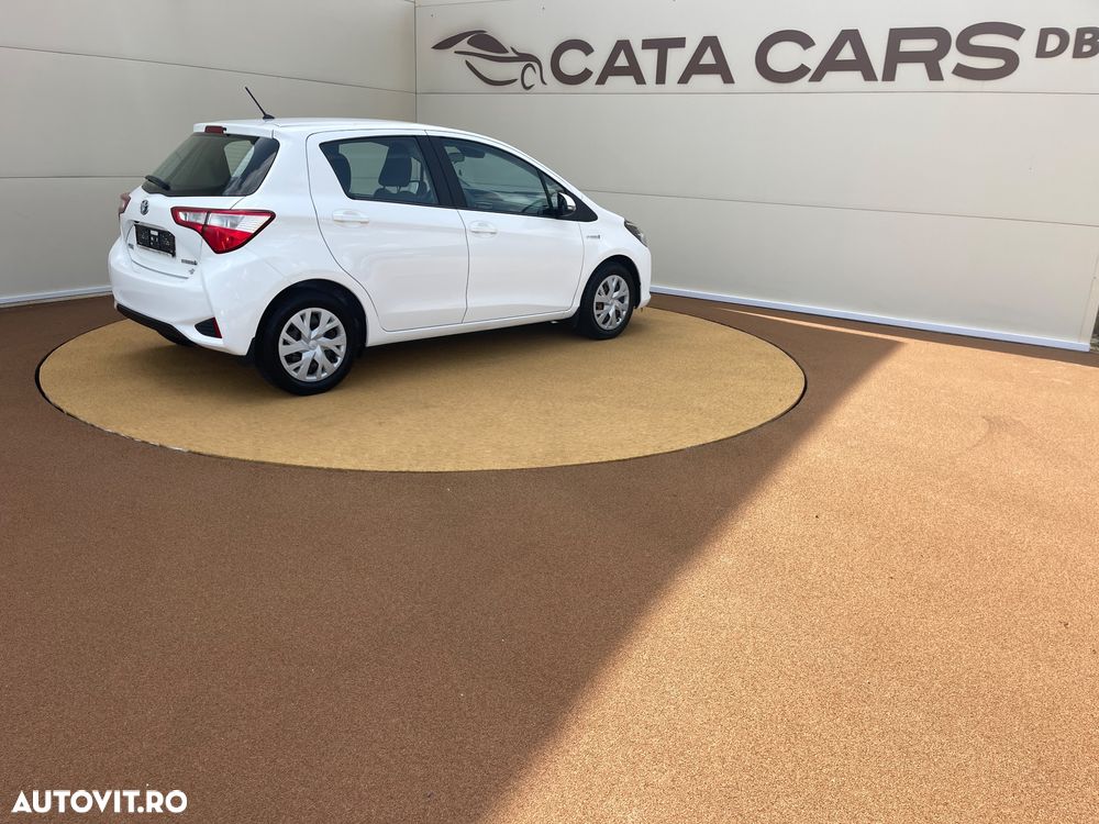 Toyota Yaris 1.5 VVT-i HSD Active - 14