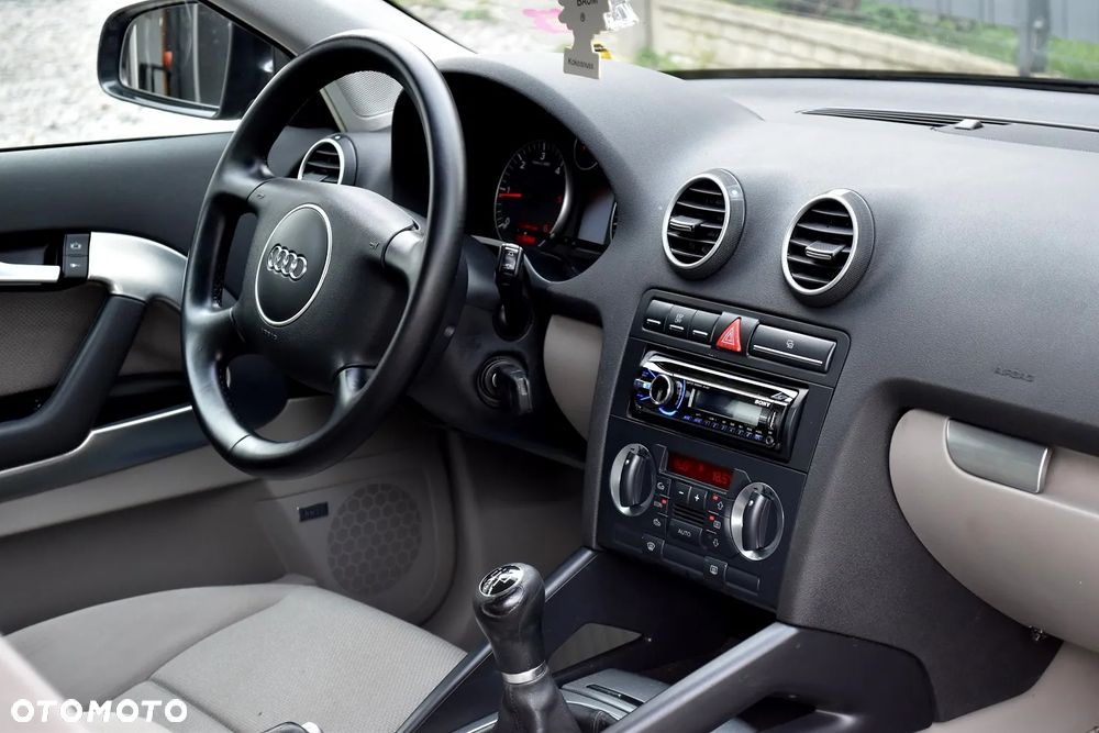 Audi A3 1.9 TDI Attraction - 28
