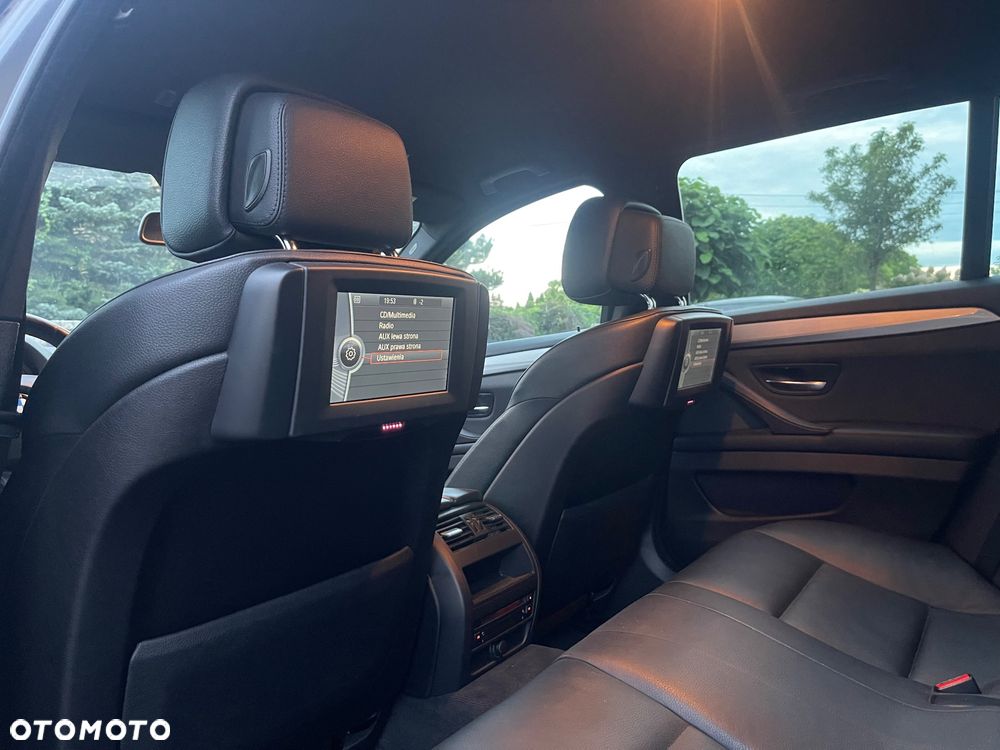 BMW Seria 5 520d - 23