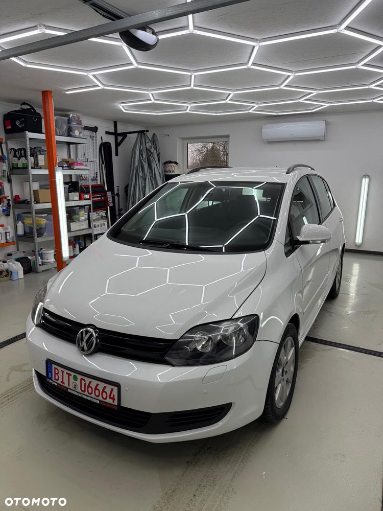 Volkswagen Golf Plus - 1