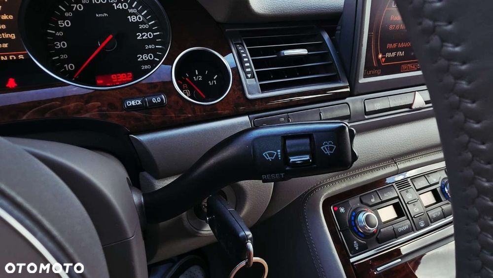 Audi A8 - 20