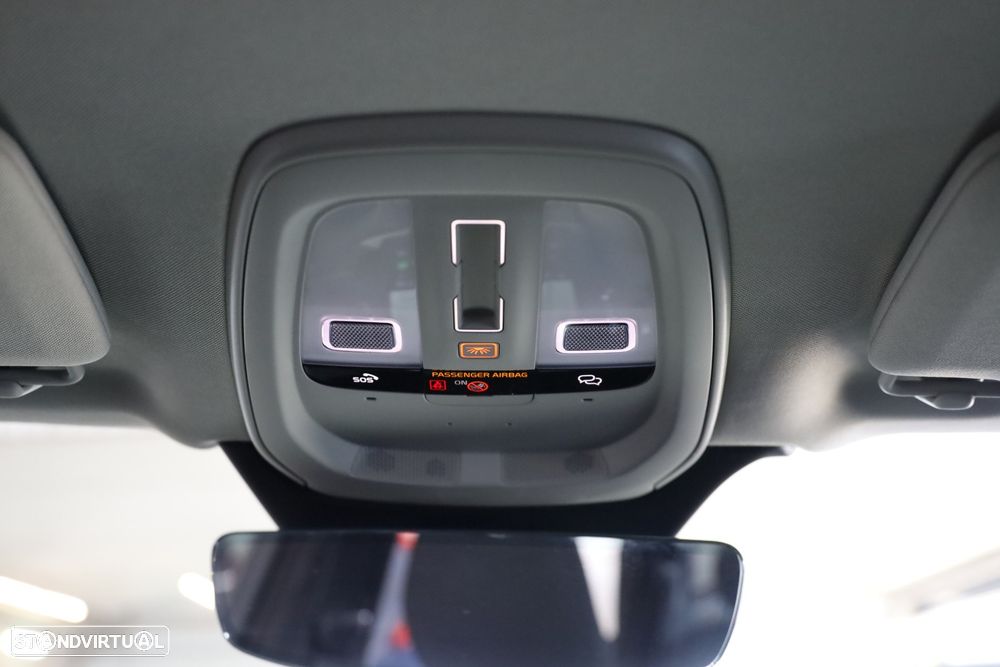 Volvo XC 90 T8 AWD Plus Dark - 24