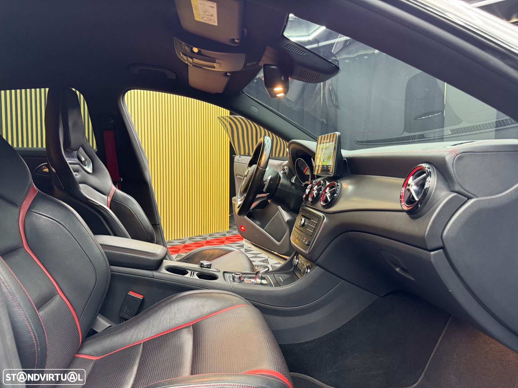 Mercedes-Benz CLA 45 AMG Shooting Brake 4-Matic - 37