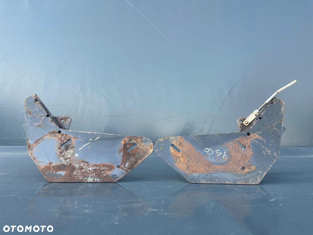 łącznik górnej szyny z słupkiem do naczepy KRONE - 1