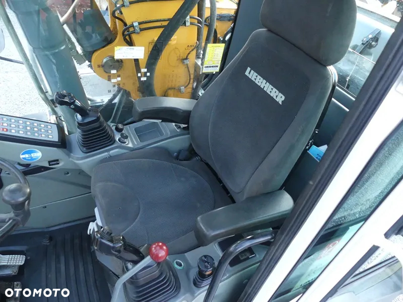Liebherr A914 ROTOTILT / Sprowadzona / Bogata Wersja / - 14