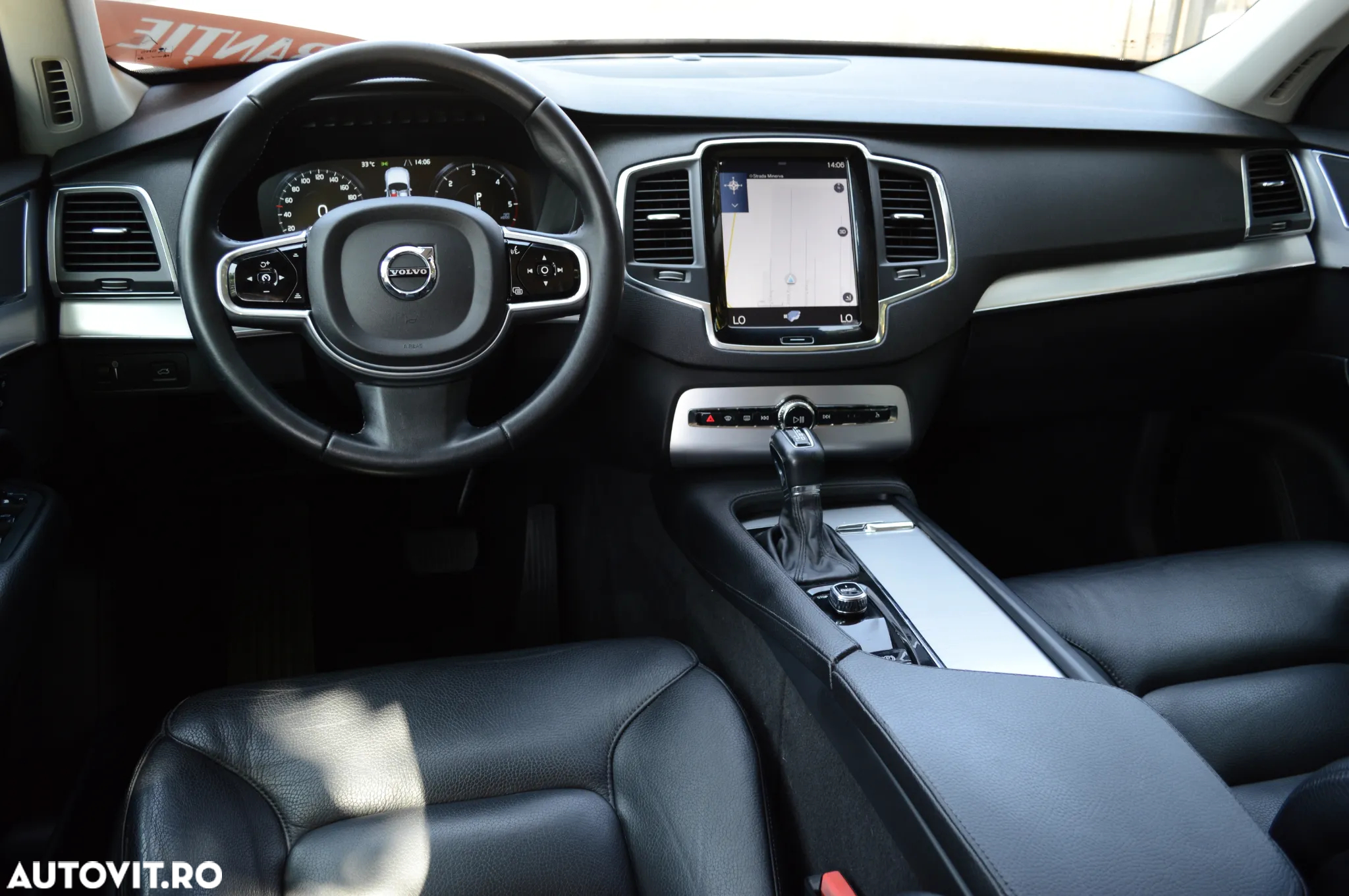 Volvo XC 90 B5 D AWD Geartronic Momentum Pro - 5