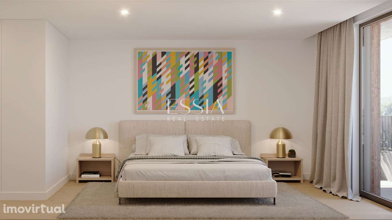 Apartamento T4 Novo com Varanda e Dois Lugares de Garagem - Grande imagem: 3/46