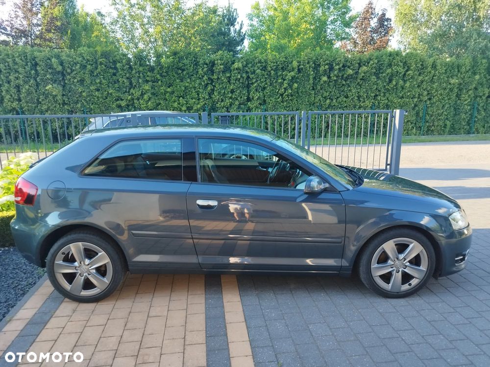 Audi A3 3-drzwiowe 2.0 TDI Ambition - 5