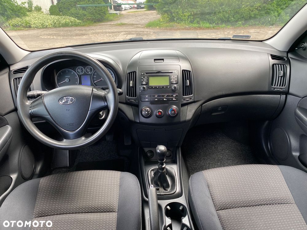Hyundai i30 1.6 CRDi Style - 27
