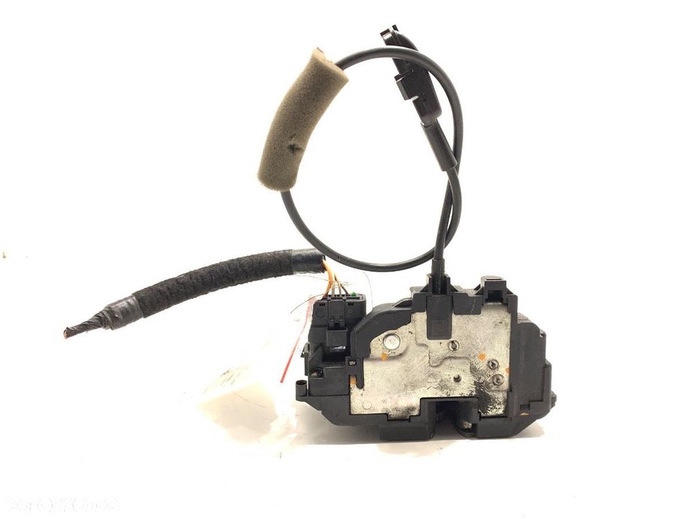 ZAMEK DRZWI PRAWY PRZÓD  RENAULT MASTER III Autobus (JV) 2011 - 2022 2.3 dCi 170 FWD (JV0L) 125 kW - 2