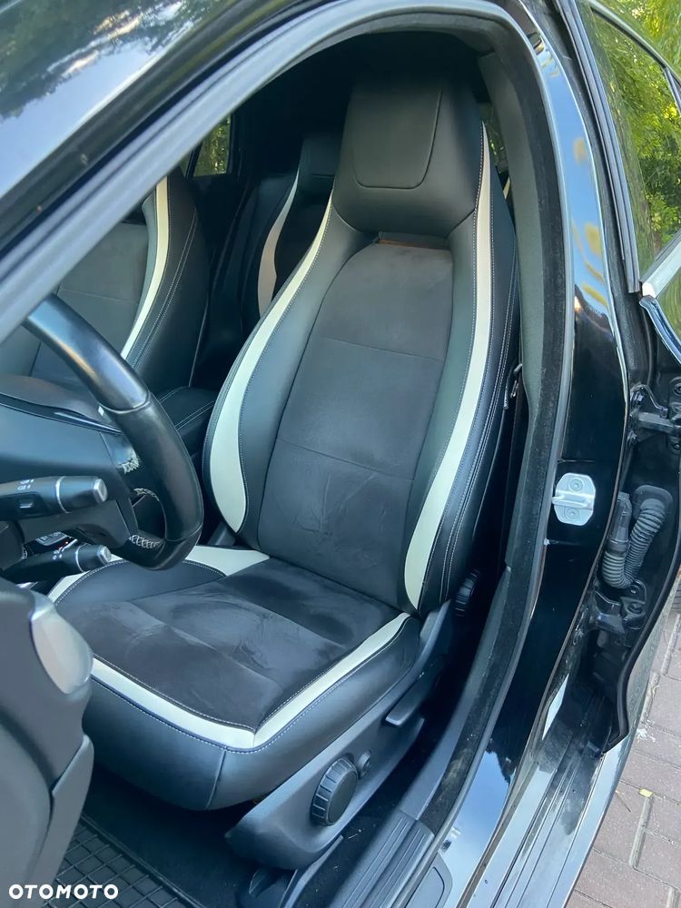Infiniti Q30 1.5d Premium - 22