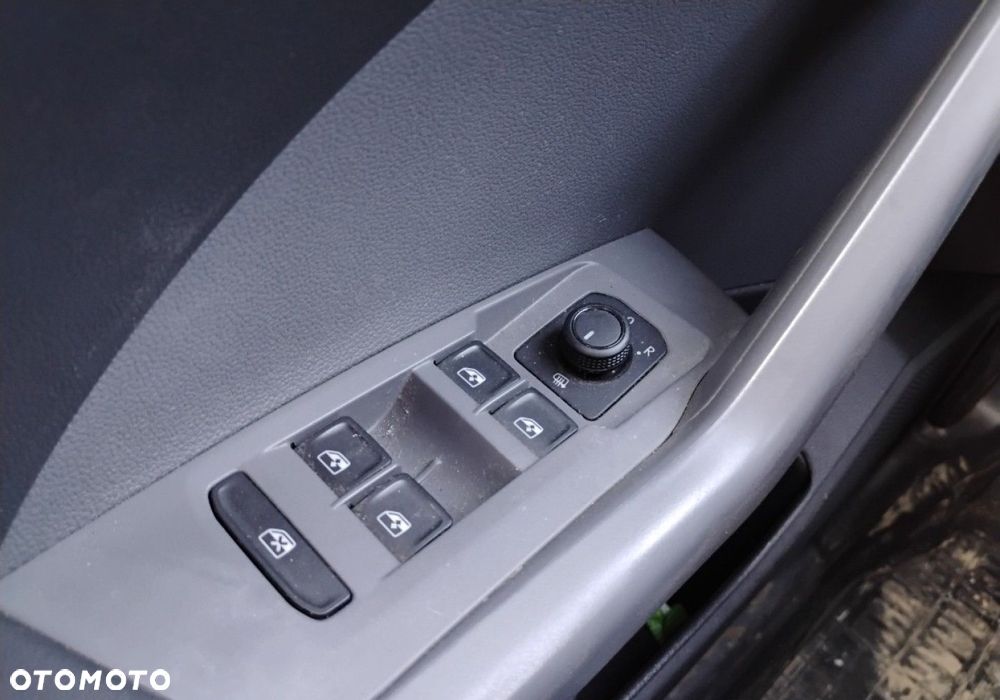 Volkswagen T-Cross - 11