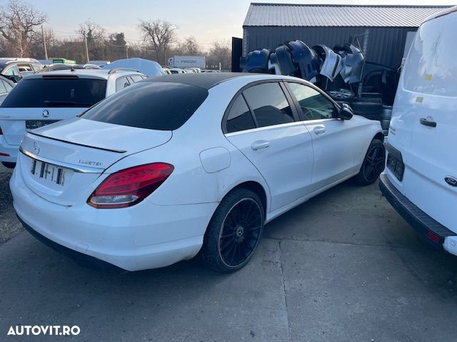 Dezmembrez Mercedes C Class model W205 an 2015 2.2 CDI - 3