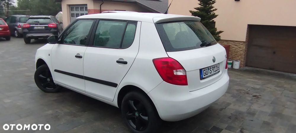 Skoda Fabia 1.2 HTP FAMILY - 4