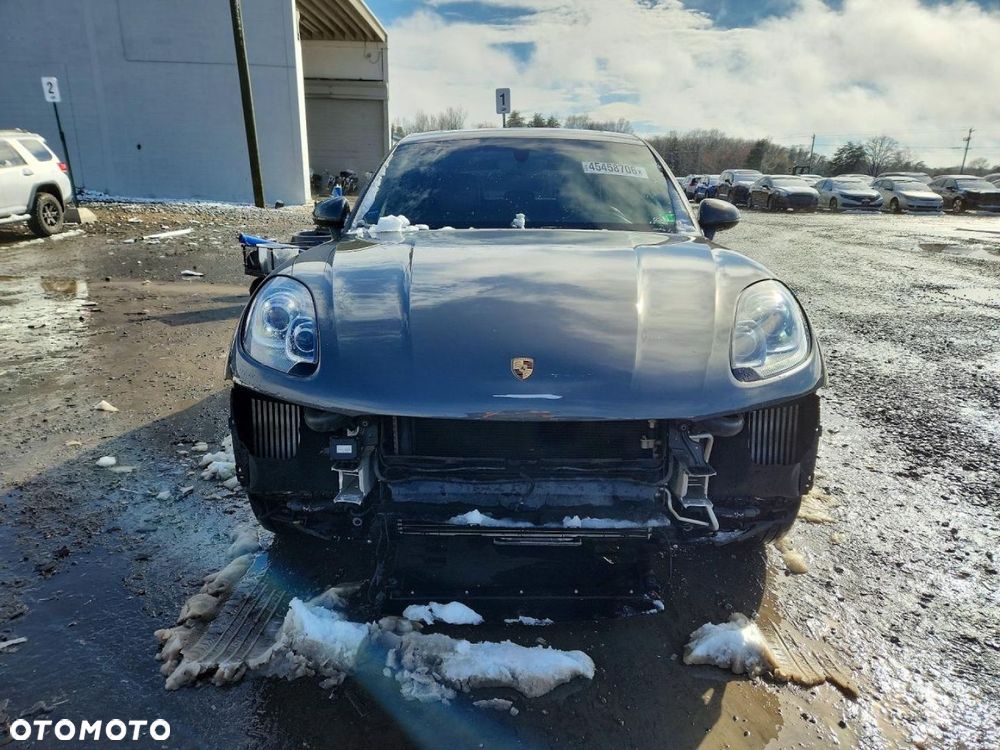 Porsche Macan - 9