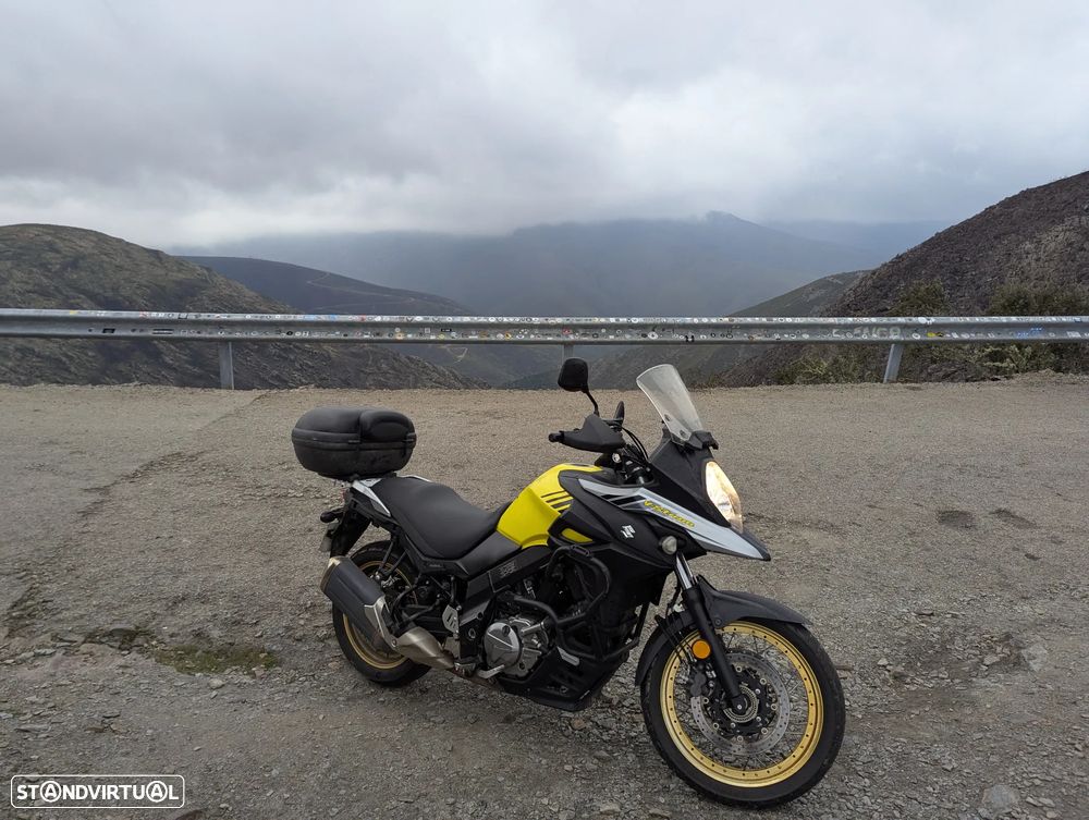 Suzuki v-strom XT - 1
