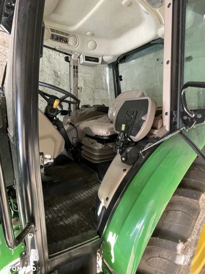 John Deere 5075E - 18