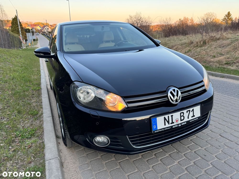 Volkswagen Golf - 2