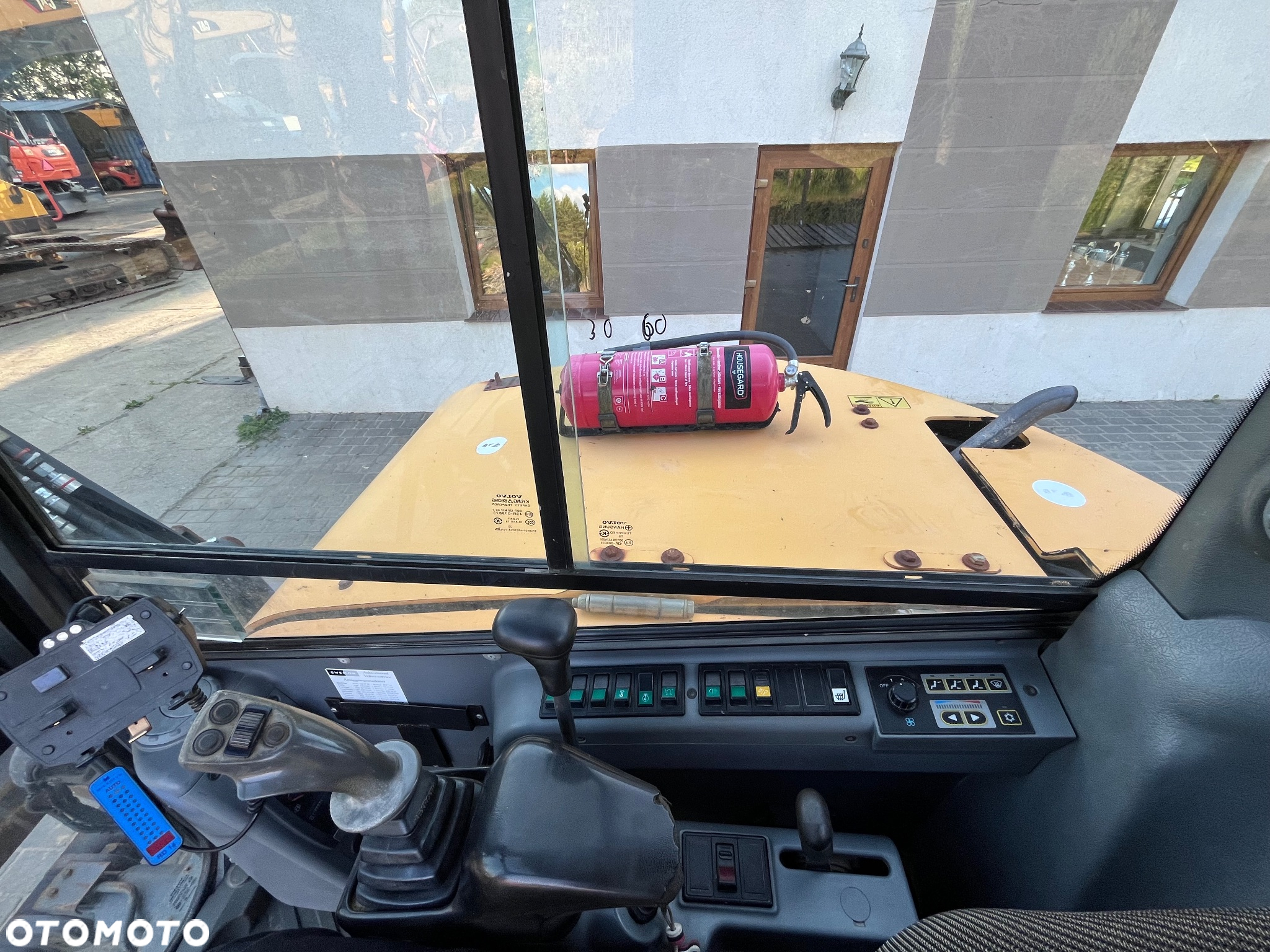 Volvo ECR 88 PLUS - 37