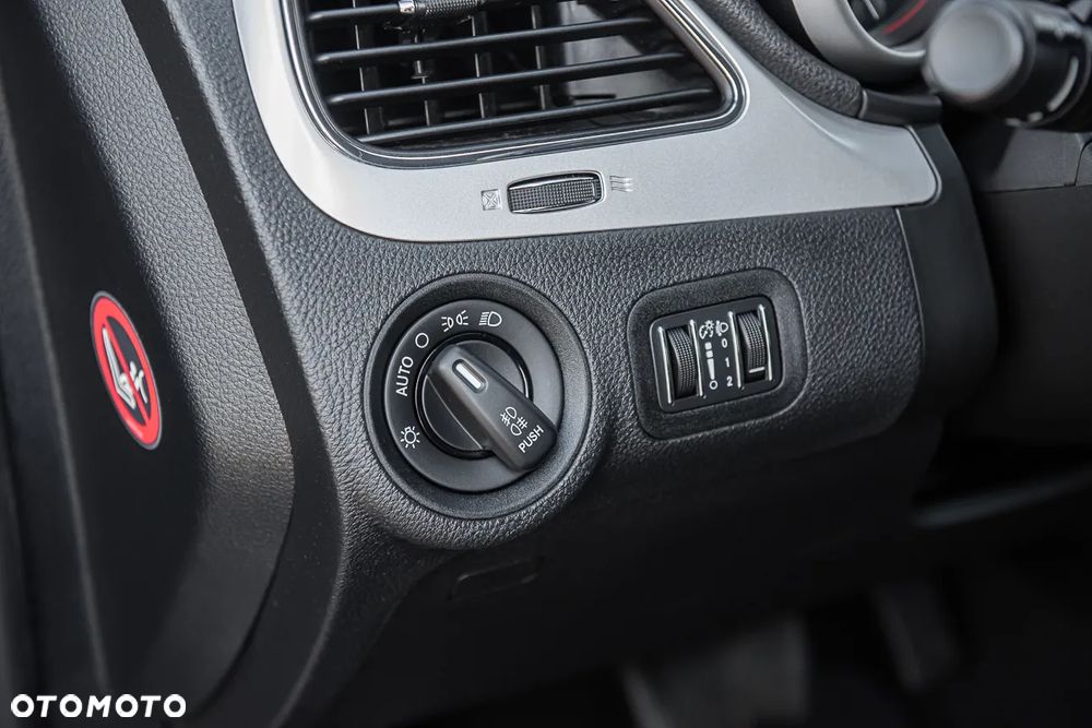 Fiat Freemont 2.0 Multijet 16V DPF Automatik Allrad Black Code - 18