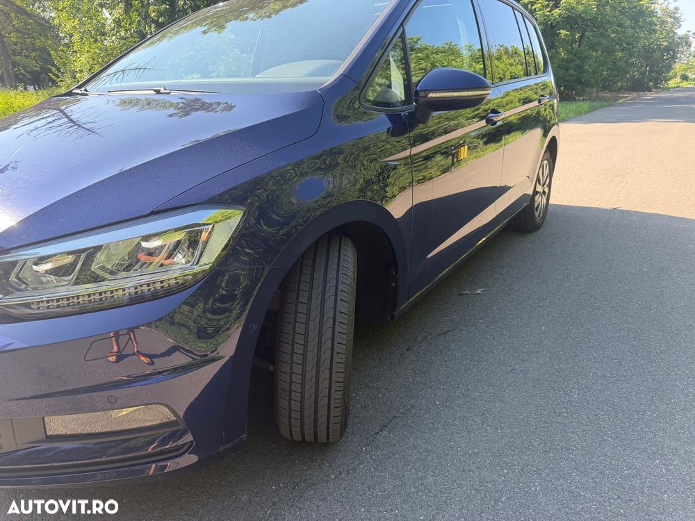 Volkswagen Touran 1.5 TSI DSG Highline - 3