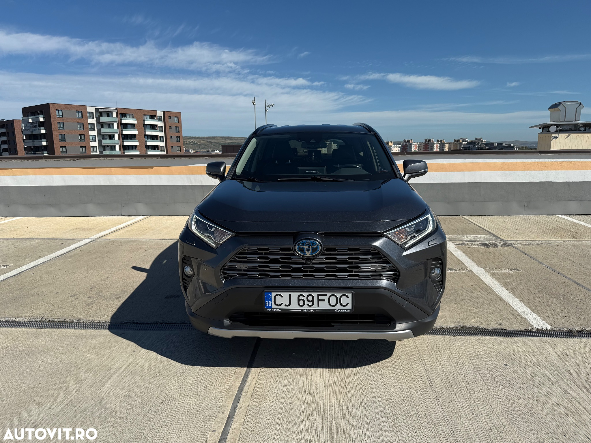Toyota RAV4 2.5 Hybrid VVT-iE 4x4 Luxury - 4