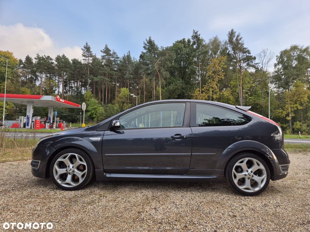 Ford Focus 2.5 ST - 5