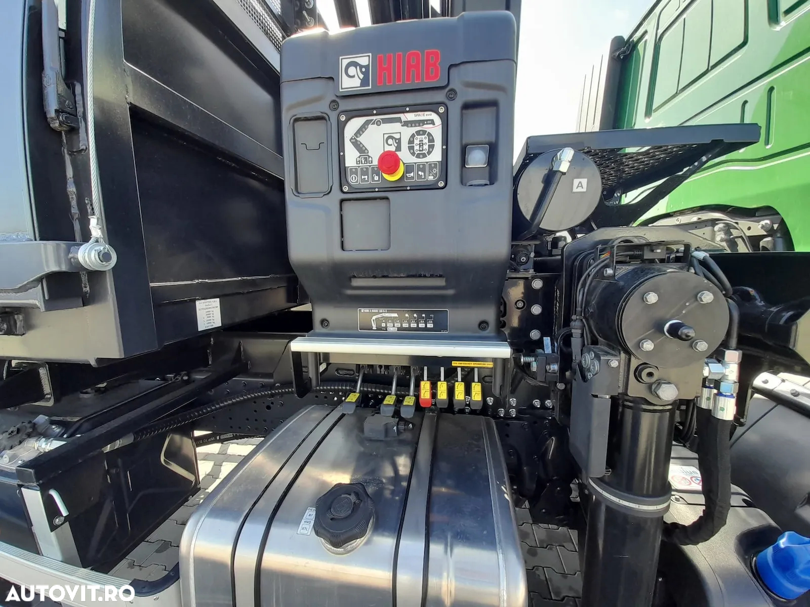 Iveco X-Way AD300X42Z HR ON+- FF64+Bena+Macara - 16