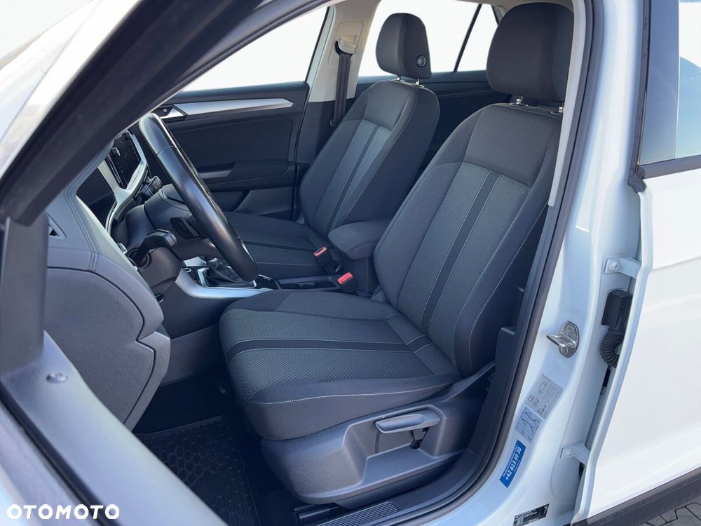 Volkswagen T-Roc - 11