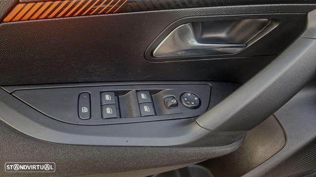 Peugeot 2008 1.2 PureTech Active Pack - 11