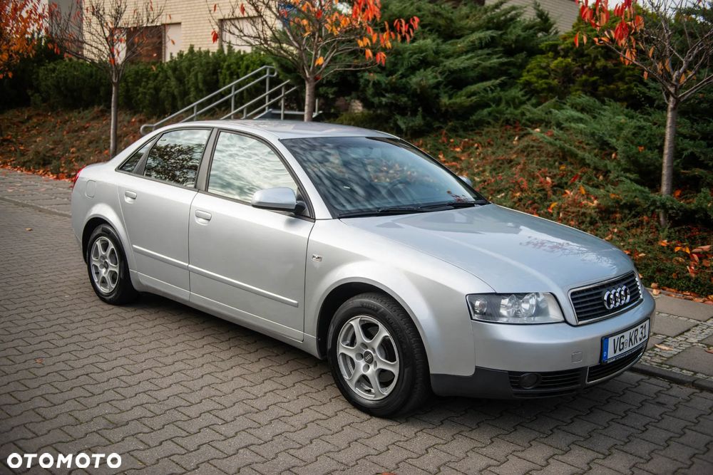 Audi A4 Limousine - 2