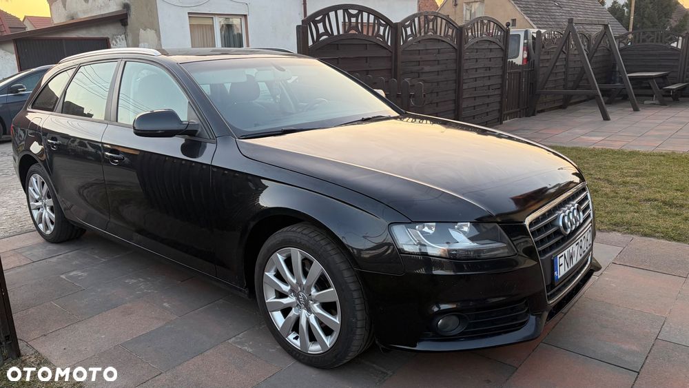 Audi A4 Avant 2.0 TDI DPF Ambiente - 4