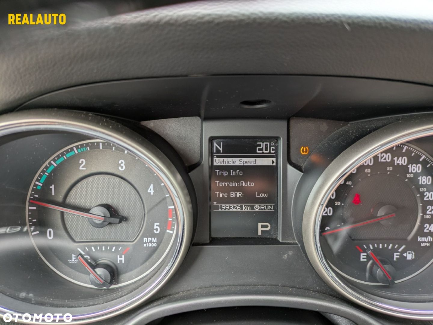 Jeep Grand Cherokee - 16