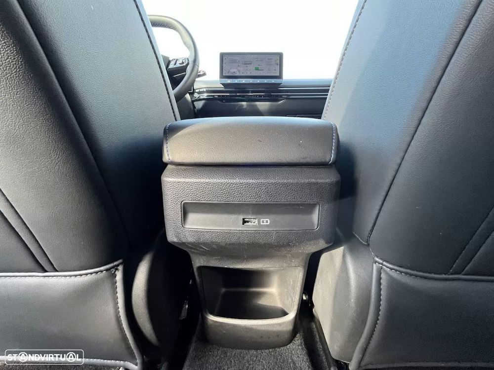 MG MG4 64 kWh Luxury - 41