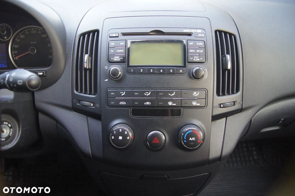 Hyundai i30 1.4 Comfort - 21