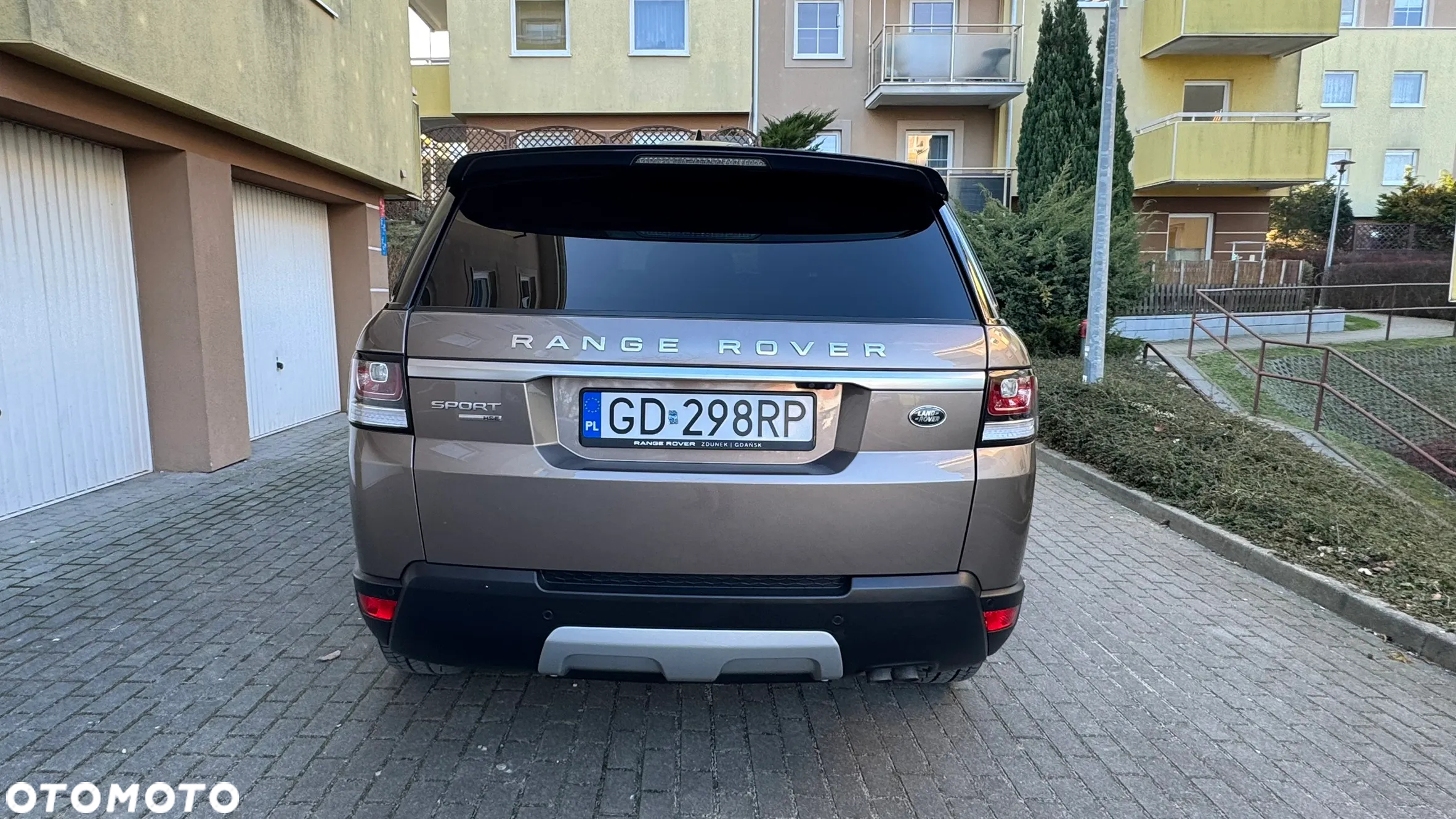 Land Rover Range Rover Sport S 2.0 SD4 HSE - 11