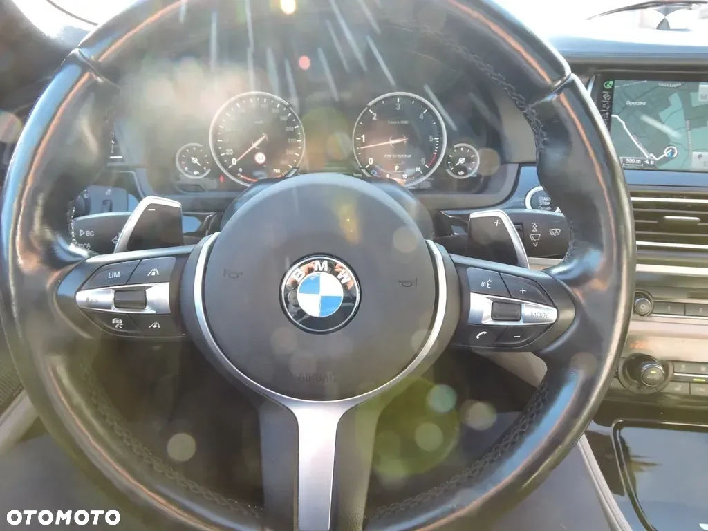BMW Seria 5 M550d xDrive Touring Sport-Aut - 8