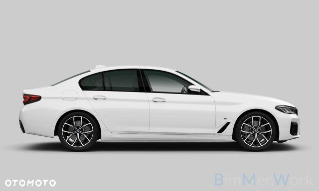 BMW Seria 5 2021 photo 3